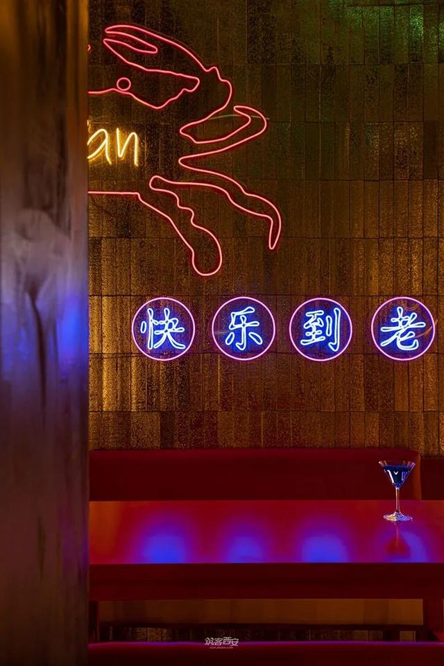 什么董小姐，现在都在找蟹小姐啦