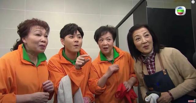 TVB「金牌绿叶」演足34年被减薪95%！遭前夫背叛带子女离开