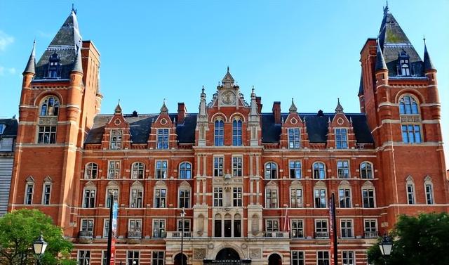 在新加坡SIM如何拿伦敦政经(LSE)本科学位？