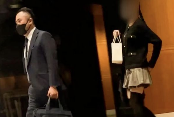 侃天下｜爆料丑闻、提不信任案……日本朝野激战参议院选举