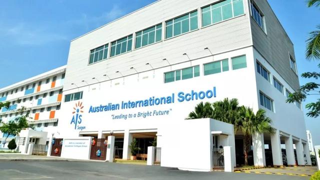 新加坡唯一一所同时提供IBDP(国际文凭课程)和HSC课程的学校