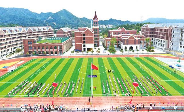 新宏学校：一群志趣相投的人，办一所人民满意的学校