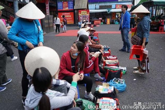 随船去旅游世界——越南胡志明港，一个盛产热带水果和美女的地方