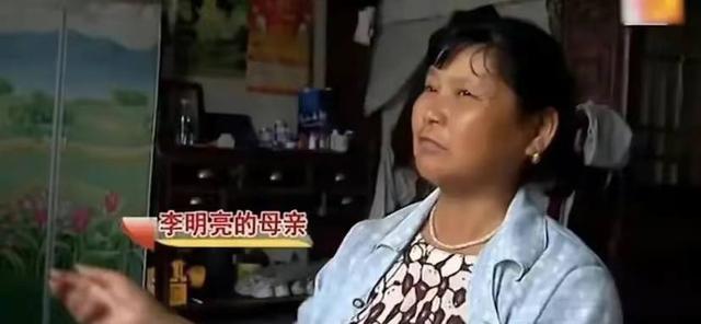 湖北农村男子，读了9年博士，肄业后不去工作，回家啃老，为啥