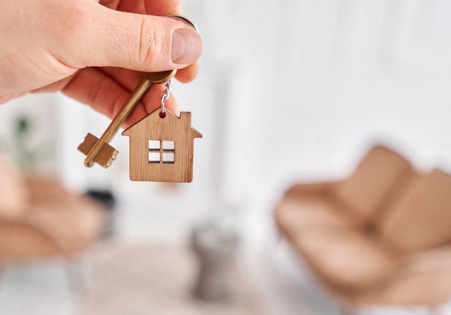 房东列出14条奇葩租房规定，白天还不能待在家，租客2个月就跑了