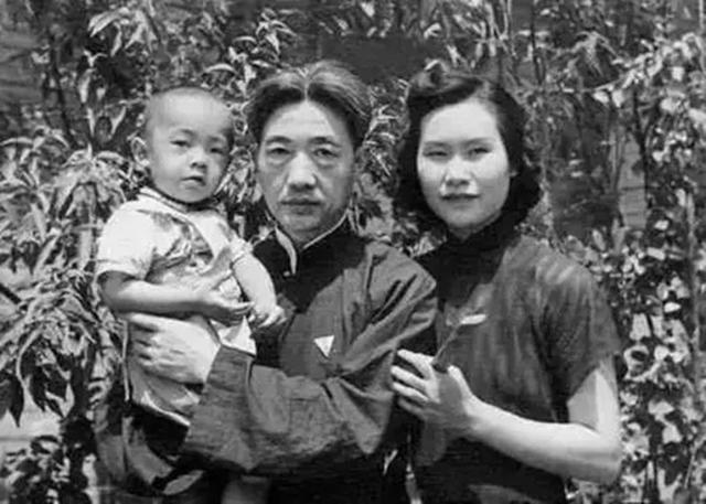 被徐悲鸿两次登报离婚羞辱，蒋碧薇决绝分手，让他身无分文