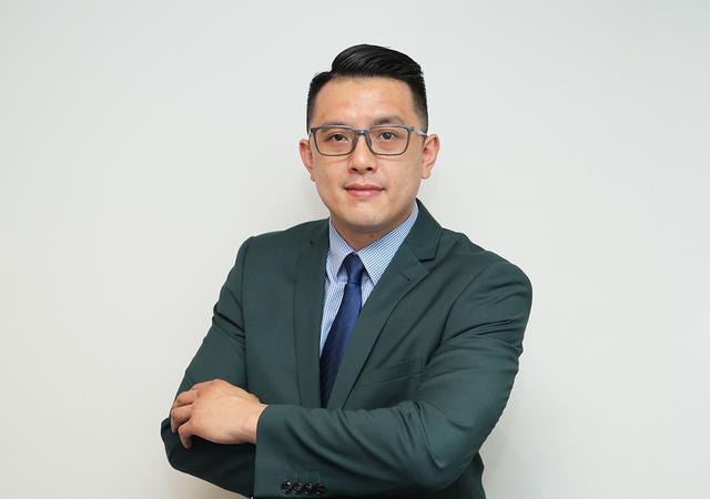 伍鹏志接受挑战加入香港练马师行列