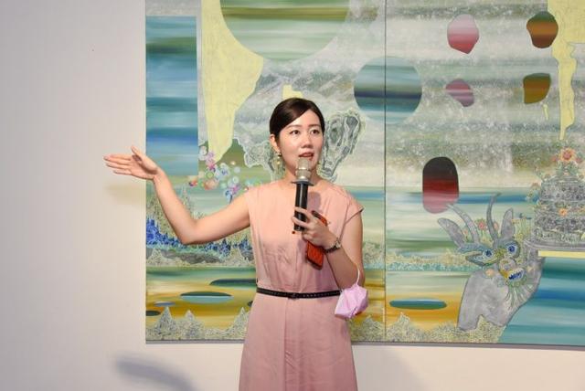 融汇中西艺术，海归派艺术家胡婧璇深圳展出“物・谧”