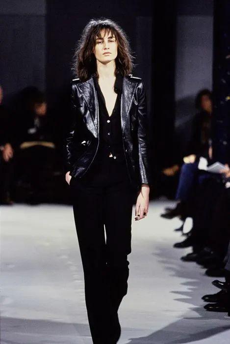 Ann Demeulemeester 她似归来，却已前行