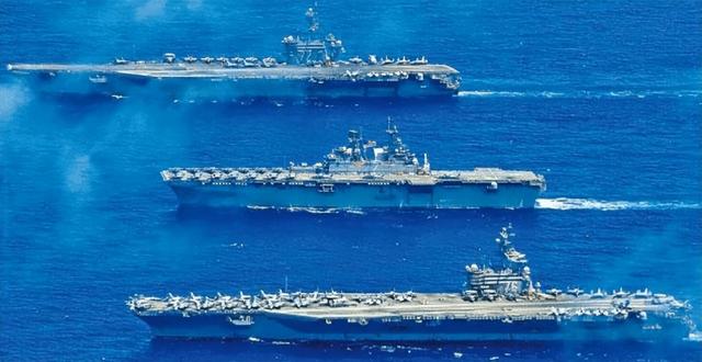 中国舰队横穿津轻海峡，本是日本给美军留的路，国际海域无可指摘