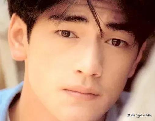 金城武情史，情迷杨采妮，情失陈慧琳，他为什么现在还单身？