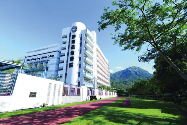 学生来自40多国有没歧视问题？