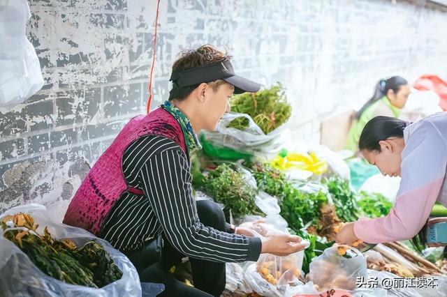 丽江忠义市场这个网红卖菜小哥，曾差点成北京奥运会开幕式演员…