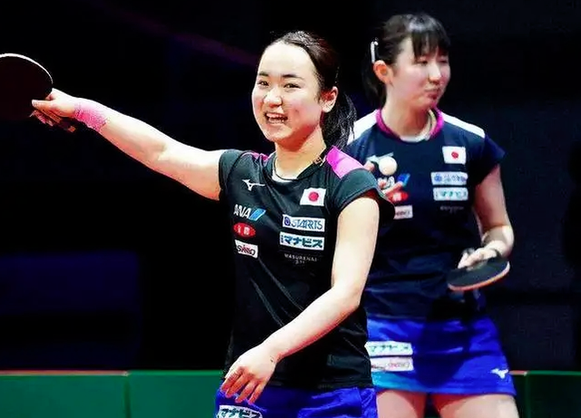 日本队大获全胜！双打四强诞生，世界冠军被爆冷，国乒仅2人晋级