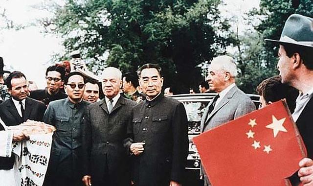 1955年，周总理座机坠毁，远在台湾的蒋介石听闻后说了一番话