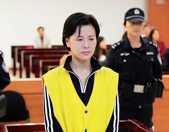 常熟美女顾春芳：靠姿色混入上流社会，4年欠17亿，后来怎样了？