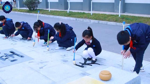 杨凌：稳步走好“双减”路 校园遍开“向阳花”