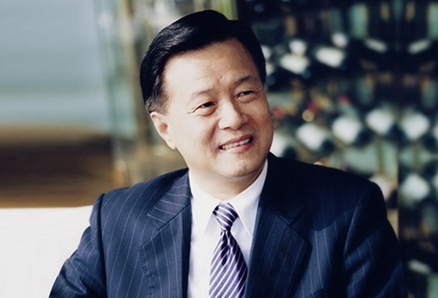 暴跌88%！3000亿房地产巨头爆雷，更大的风暴将至？