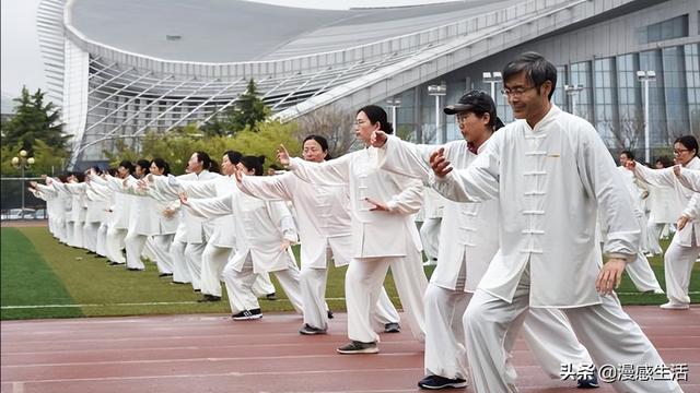 问道武当山，养生太极湖，避暑山庄——武当山欢迎您