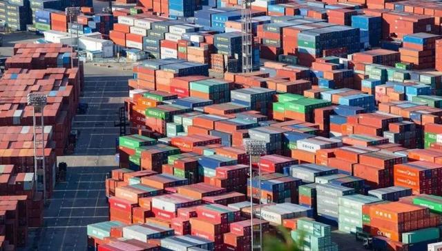 温哥华港严重拥堵、美国夏季爆品、东莞上半年外贸实现增长