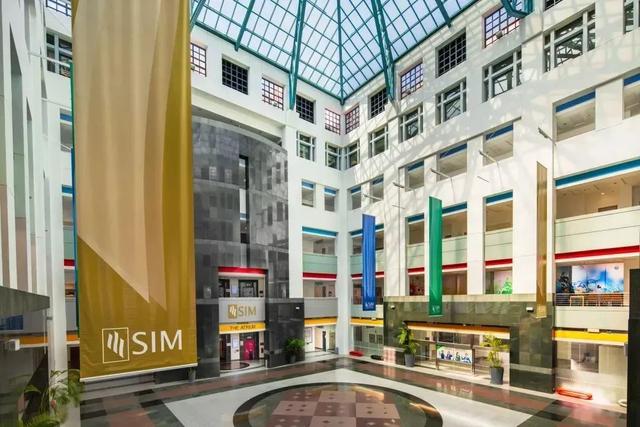 新加坡皇家墨尔本理工大学SIM校区毕业率高达95%，了解一下