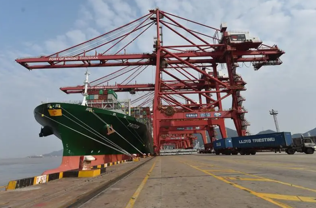 国际航运中心报告发布 宁波舟山继续位居前10