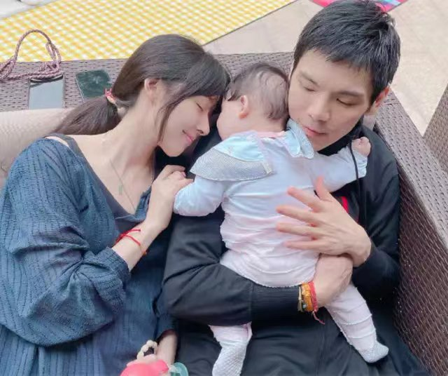 郭碧婷和向佐的爱情，原来只有向太一人在唱独角戏