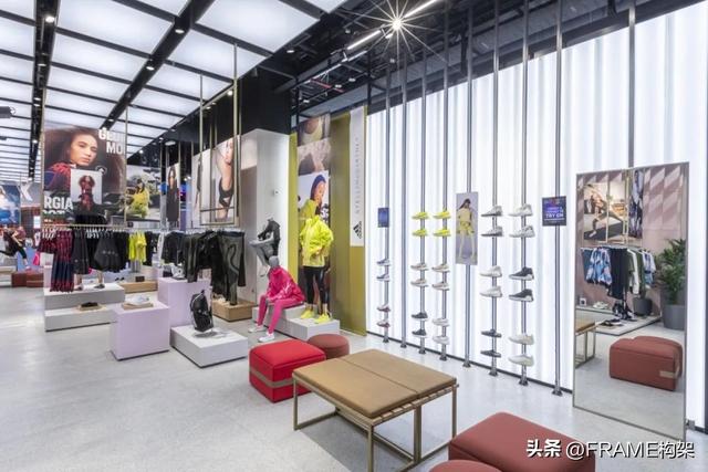 穆氏建筑设计完成的戴森新加坡总部、ADIDAS迪拜旗舰店上榜