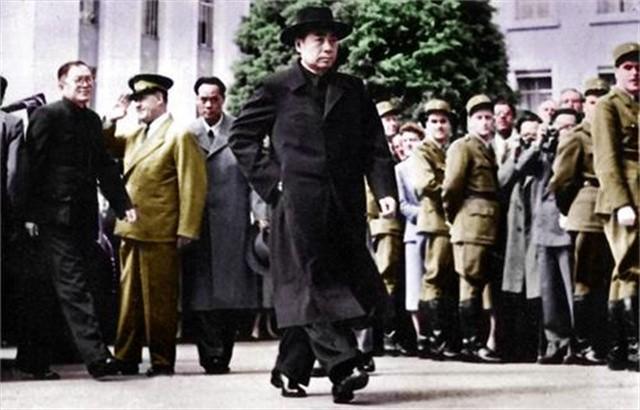 1955年，万隆会议上周总理的美女替身，真实身份是大使夫人