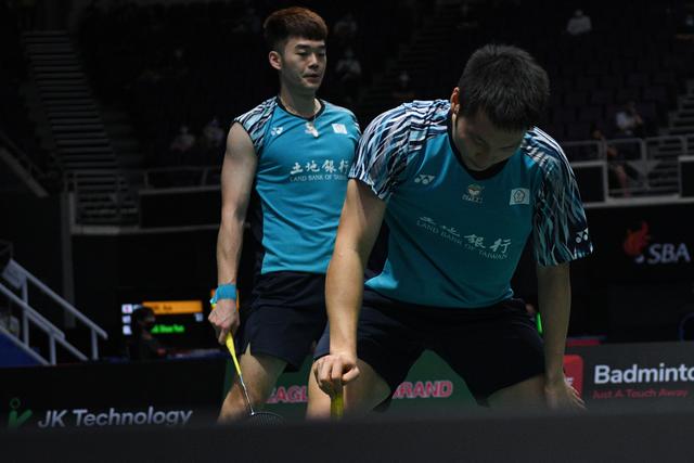 （体育）（4）羽毛球——新加坡公开赛：何济霆/周昊东晋级八强