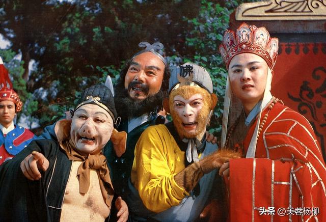 六小龄童和杨洁恩怨始末：杨洁追悼会上，六小龄童宣传自己的新片