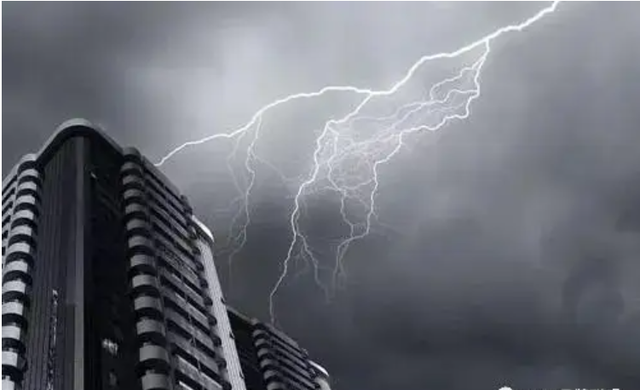 10亿美元还不上，世茂集团爆雷，情况比想象中的还要糟糕