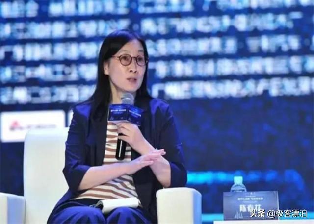 尴尬，号称华为“军师”的陈春花教授，博士学位疑是野鸡大学？
