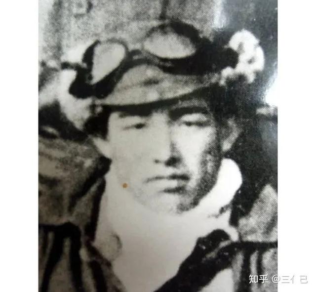 601. 银翼连成的南方战线——瓜岛航空战中的零战队⑤