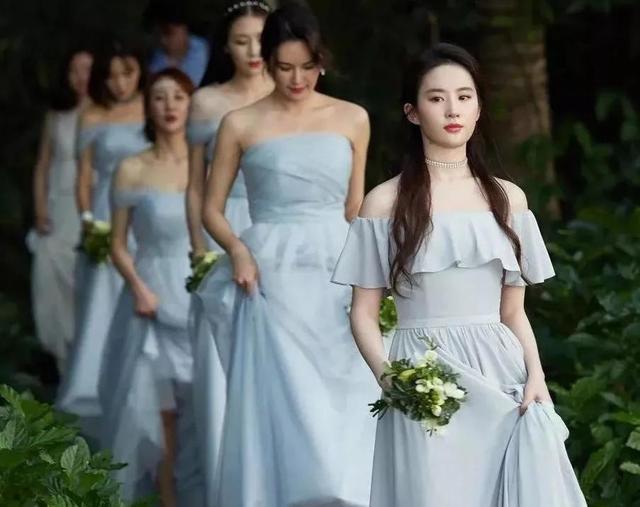 明星结婚都不敢请刘亦菲当伴娘，太容易被比下去