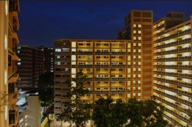 新加坡电费创14年新高，俄乌冲突，突突突的快开不起冷气啦