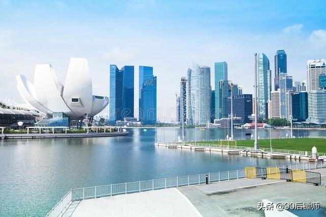 新加坡将冲厕水回收处理后酿成啤酒，上市后所剩无几，你能接受？