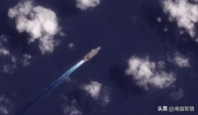 美航母航向台海，美威胁中方不要干扰佩洛西窜台，山东舰绝不答应