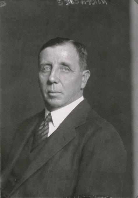 第二十任港督罗富国，日本大军压境下的香港，他竟然跑了