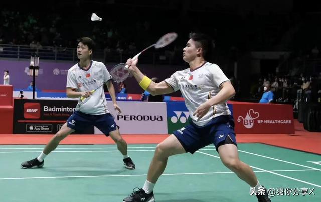 新加坡公开赛首日，翁泓阳孙飞翔内战，梁伟铿王昶亮相赚积分
