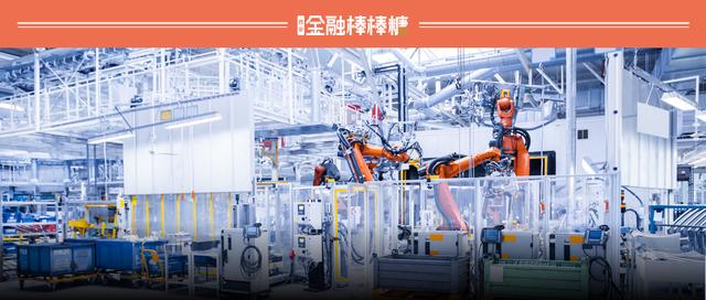 出口破两万！陕汽重卡54年首夺“全国单月销冠”