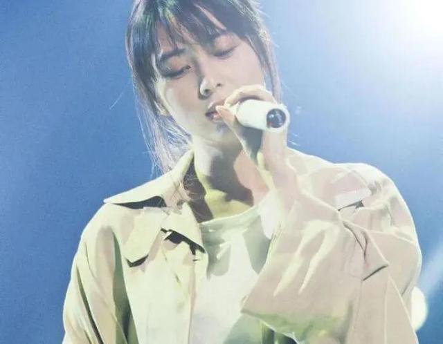 东亚女星——香江傲梅、东瀛清泉