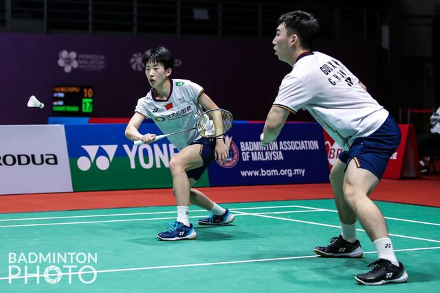 国羽3胜1负+决赛席位锁定！黄鸭2－1拒逆转！韩悦险爆冷世界冠军