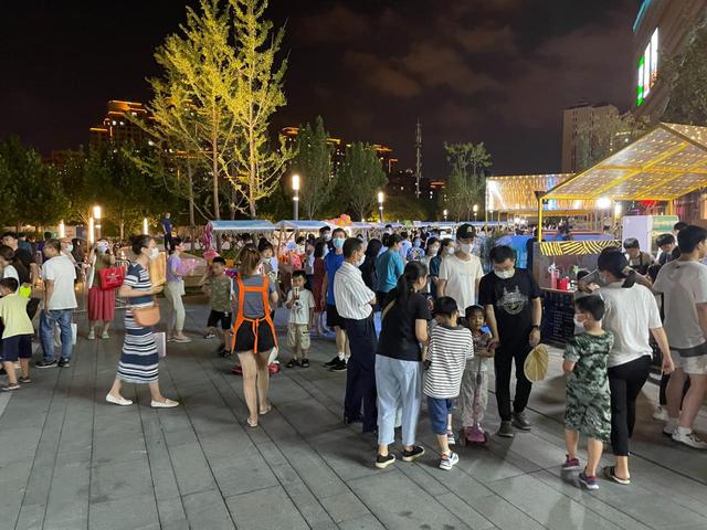 生态城季景天地“新动一夏”夜经济活动启动