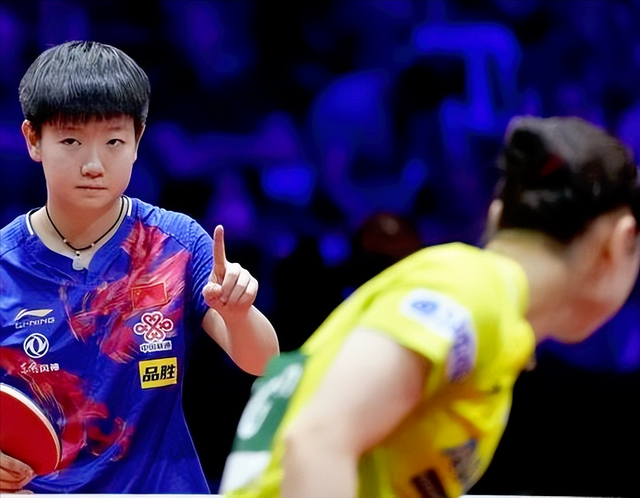 4-1打哭日本伊藤美诚，搭档王曼昱夺世乒赛第一冠，回福地再冲冠