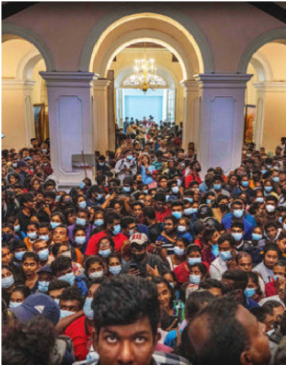 "愤怒，愤慨" 英语怎么说？