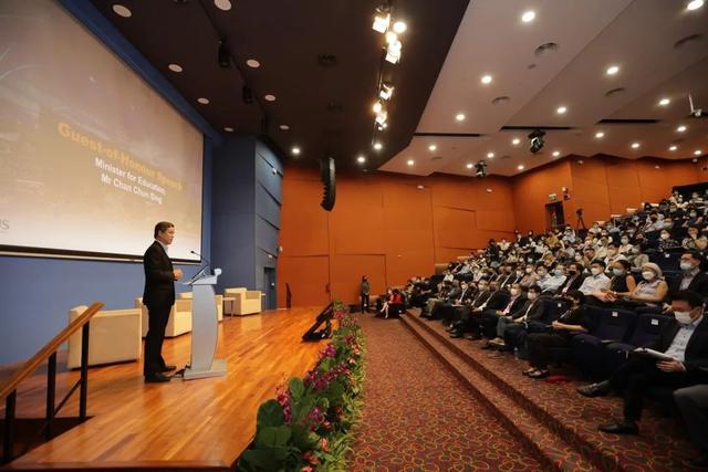 70个研究生课程获得学费回扣！新加坡国立大学推出全面学生优惠