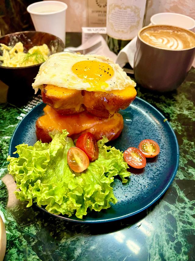 吃遍新加坡-第123期：敢和食客互怼的网红Café