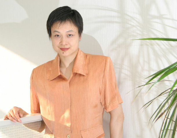 “反让球事件”何智丽：负气远走日本，离婚后58岁仍单身