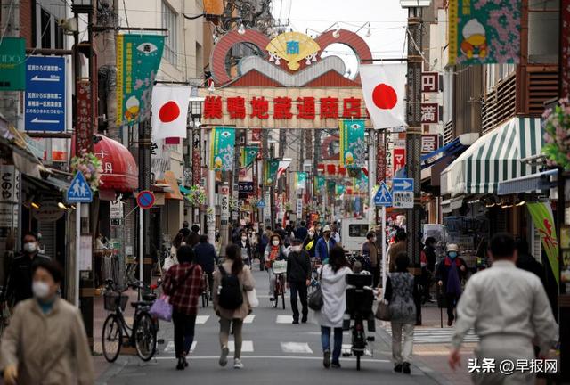 日本人均寿命10年来因冠病首次下滑